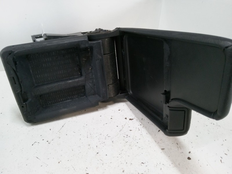 Recambio de apoyabrazos central para bmw 3 compact (e46) 320 td referencia OEM IAM   