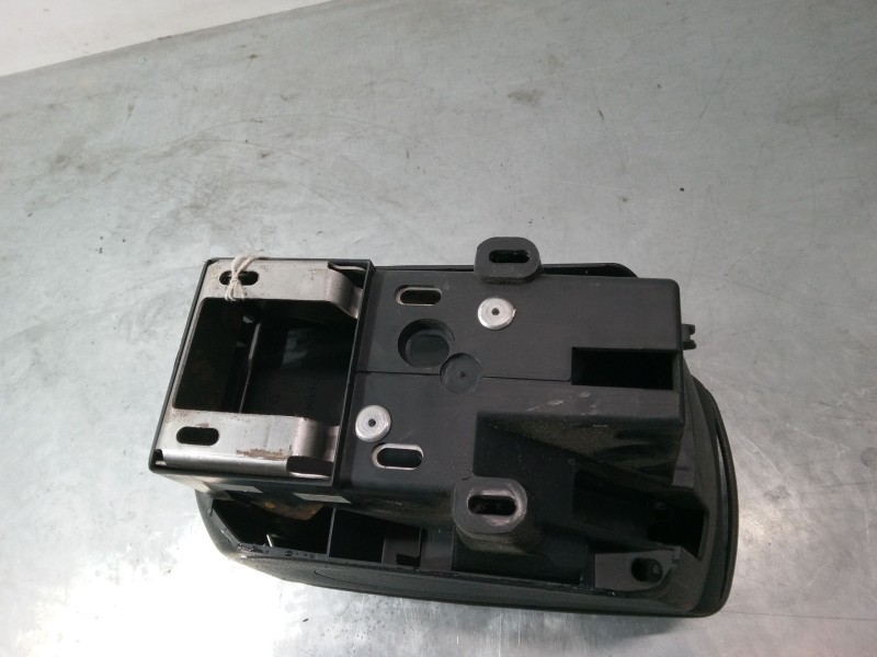 Recambio de apoyabrazos central para citroën c4 coupé (la_) 1.6 16v referencia OEM IAM   