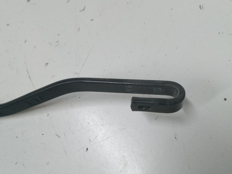 Recambio de brazo limpia delantero izquierdo para kia picanto iii (ja) 1.0 referencia OEM IAM   