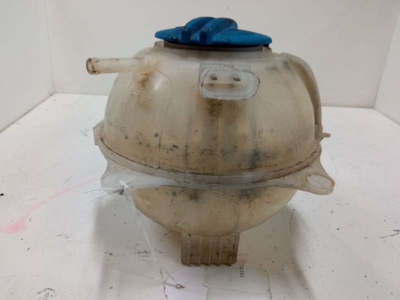 Recambio de deposito expansion para volkswagen polo iv (9n_, 9a_) 1.4 tdi referencia OEM IAM   