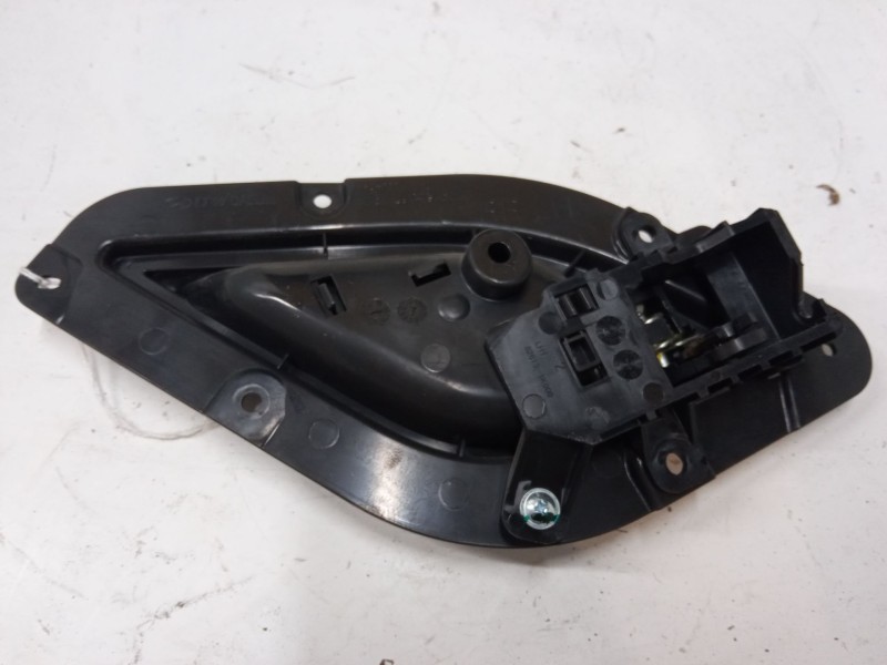 Recambio de maneta interior puerta trasera izquierda para hyundai ix20 (jc) 1.4 referencia OEM IAM 826131k000  