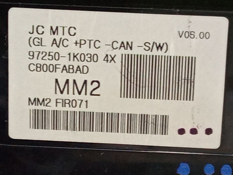 Recambio de mando climatizador para hyundai ix20 (jc) 1.4 referencia OEM IAM 972501K030  