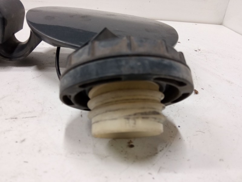 Recambio de tapa exterior combustible para hyundai ix20 (jc) 1.4 referencia OEM IAM   