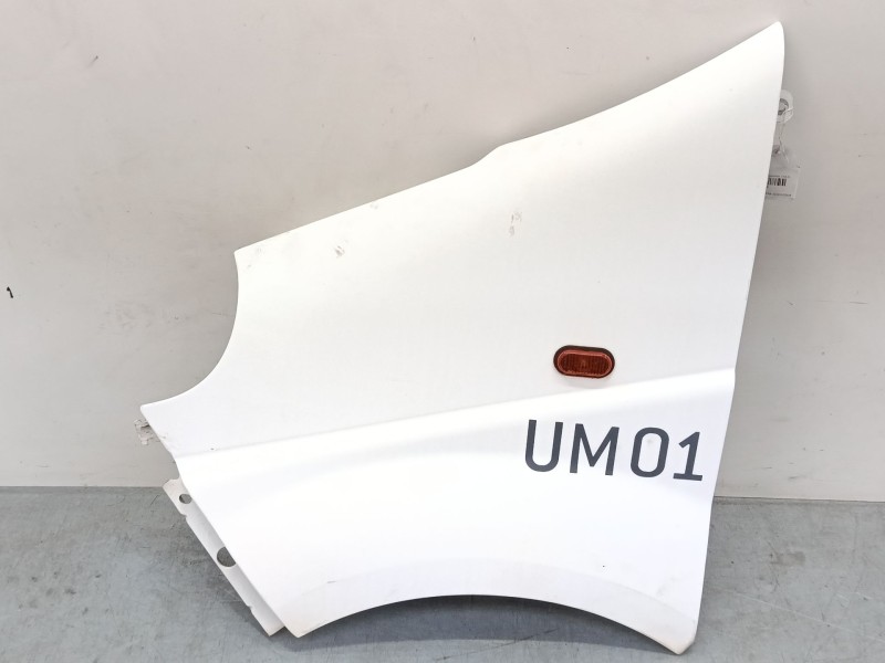 Recambio de aleta delantera izquierda para opel vivaro a furgoneta (x83) 1.9 dti (f7) referencia OEM IAM   