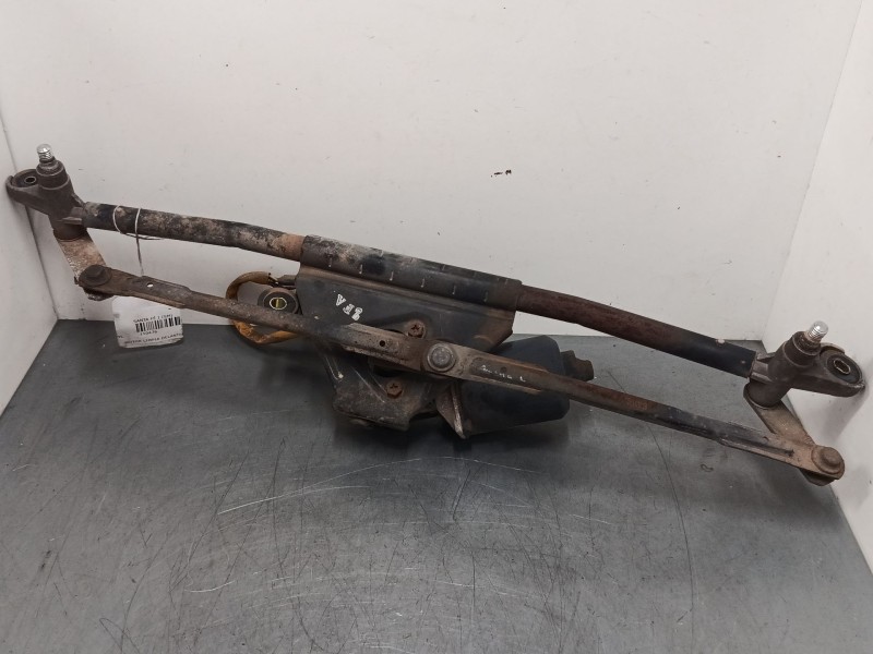 Recambio de motor limpia delantero para hyundai santa fé i (sm) 2.0 crdi 4x4 referencia OEM IAM 9811026100  