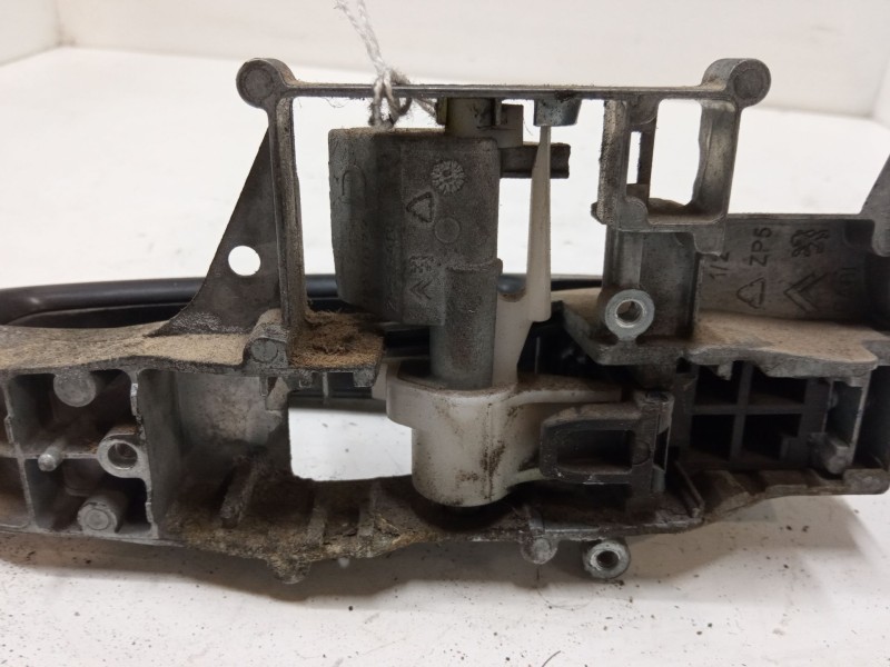 Recambio de maneta exterior porton para peugeot expert caja/chasis 1.6 hdi 90 16v referencia OEM IAM   