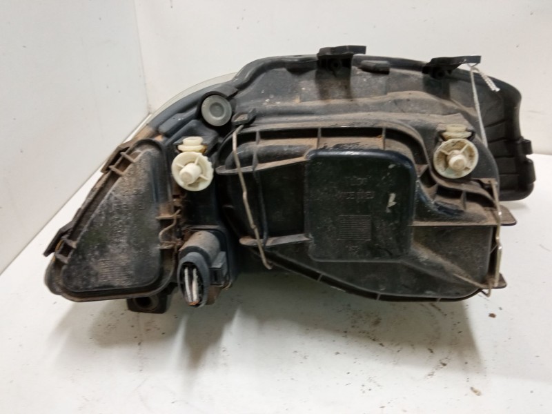 Recambio de faro izquierdo para seat ibiza iii (6l1) 1.4 16v referencia OEM IAM   