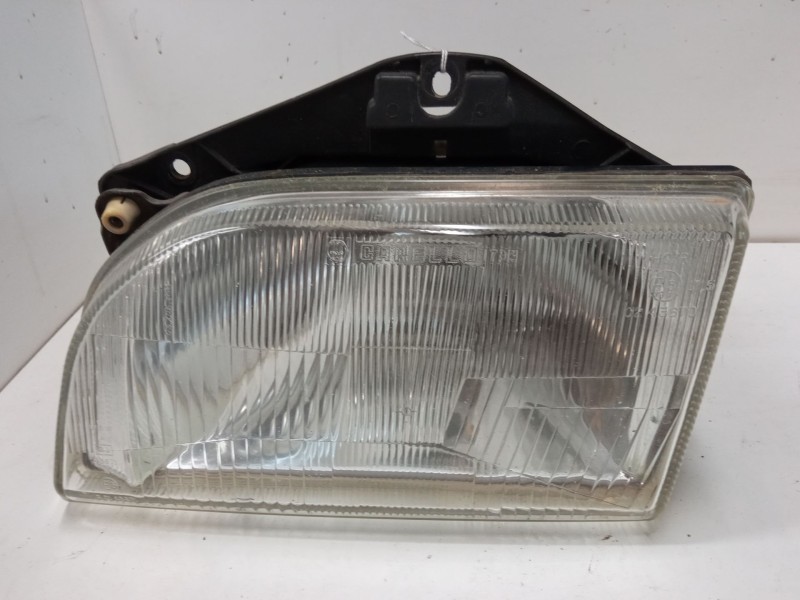 Recambio de faro izquierdo para ford fiesta iii (gfj) 1.1 referencia OEM IAM C7V6A  