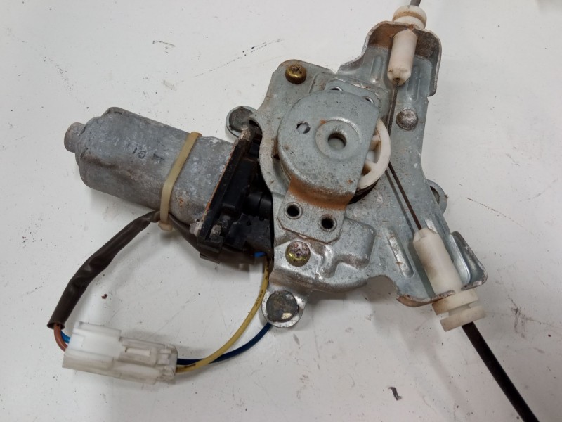 Recambio de elevalunas electrico trasero derecho para hyundai matrix (fc) 1.6 referencia OEM IAM 9882017200  