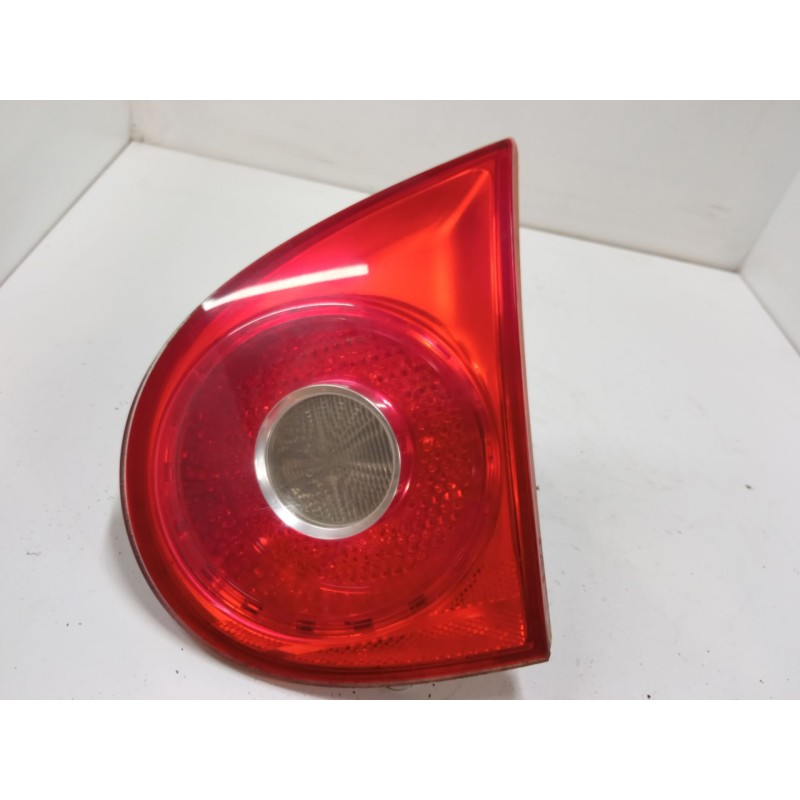 Recambio de piloto trasero porton derecho para volkswagen golf v (1k1) 2.0 tdi 16v referencia OEM IAM 1K6945094G  