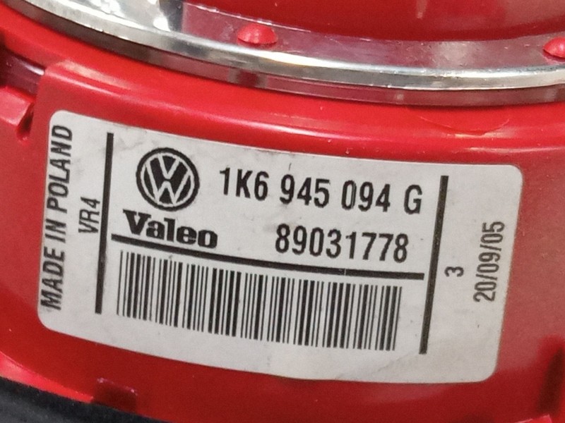 Recambio de piloto trasero porton derecho para volkswagen golf v (1k1) 2.0 tdi 16v referencia OEM IAM 1K6945094G  