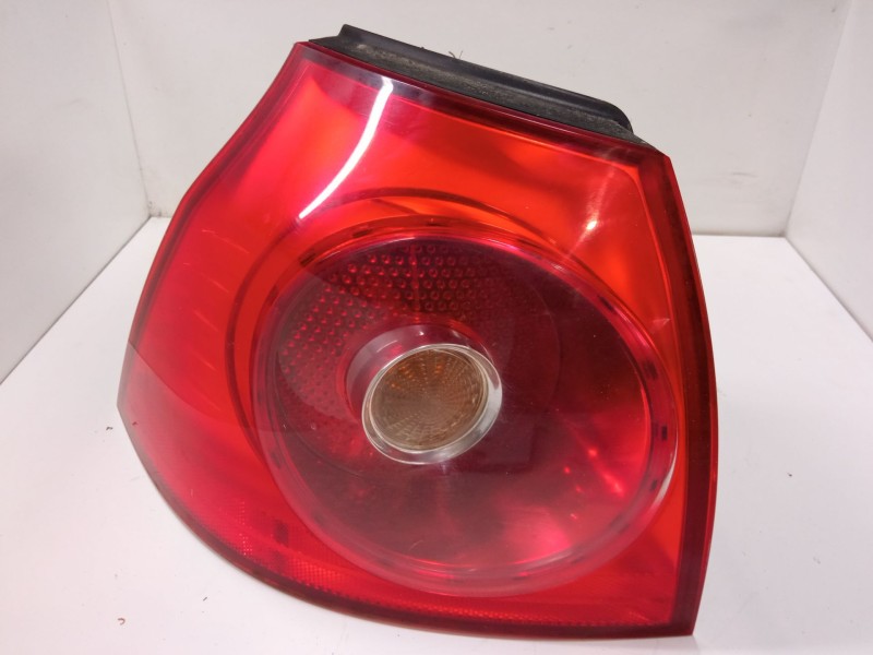 Recambio de piloto trasero izquierdo para volkswagen golf v (1k1) 2.0 tdi 16v referencia OEM IAM 1K6945095G  