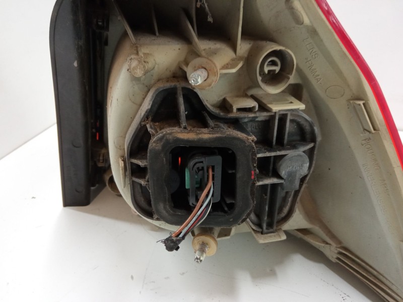 Recambio de piloto trasero izquierdo para volkswagen golf v (1k1) 2.0 tdi 16v referencia OEM IAM 1K6945095G  