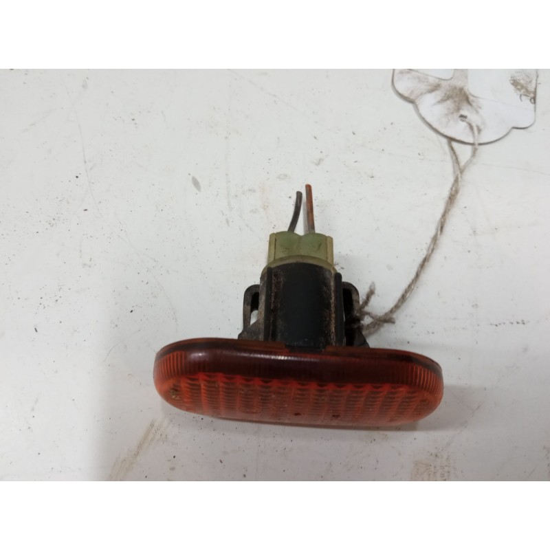 Recambio de intermitente lateral izquierdo para renault scénic i monospace (ja0/1_, fa0_) 1.9 dti (ja1u) referencia OEM IAM   