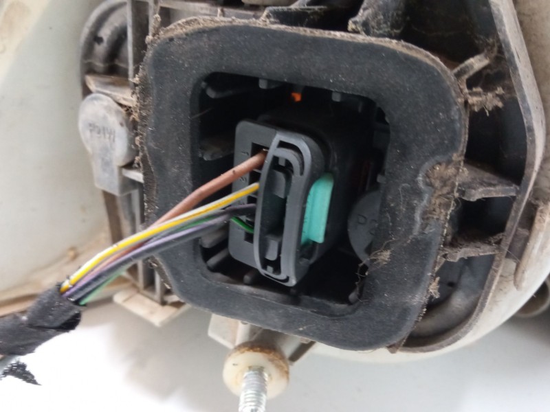 Recambio de piloto trasero derecho para volkswagen golf v (1k1) 2.0 tdi 16v referencia OEM IAM 1K6945096G  