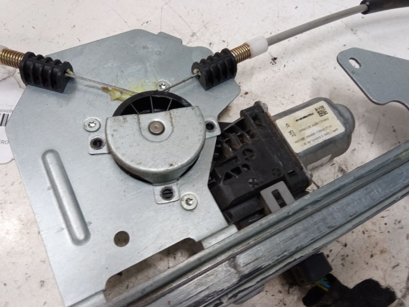 Recambio de elevalunas electrico delantero derecho para peugeot partner furgoneta/monovolumen 1.6 hdi 16v referencia OEM IAM   