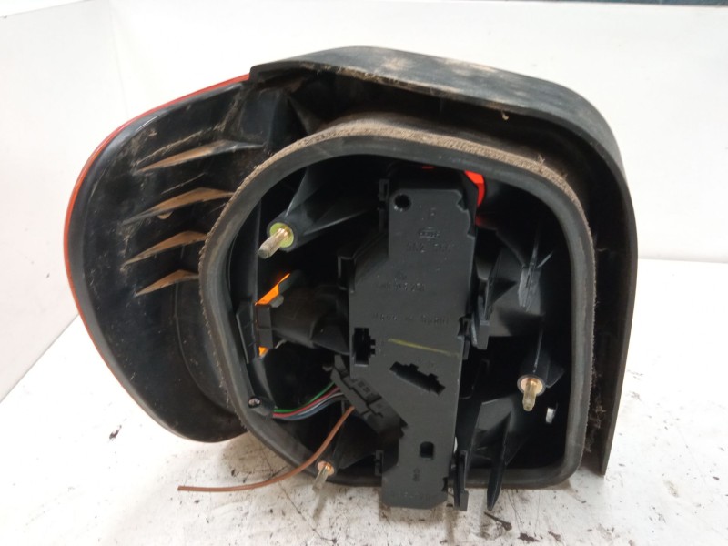 Recambio de piloto trasero derecho para volkswagen polo iii (6n1) 55 1.3 referencia OEM IAM   