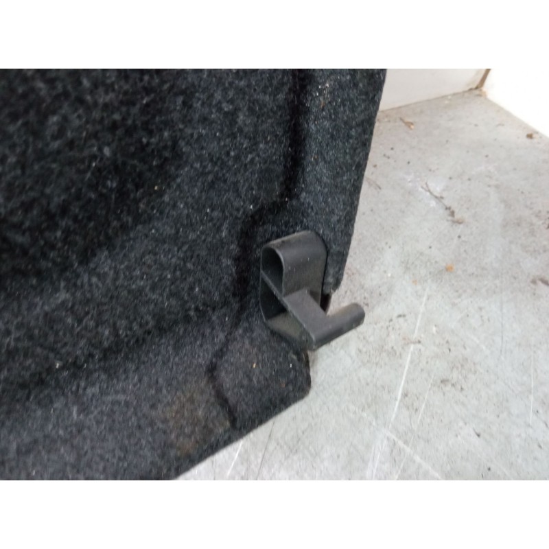 Recambio de bandeja trasera para toyota corolla (_e12_) 2.0 d-4d (cde120r_, cde120l_) referencia OEM IAM   