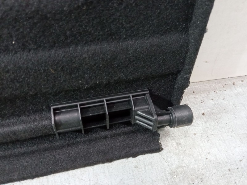 Recambio de bandeja trasera para kia cee´d hatchback (ed) 1.4 referencia OEM IAM   