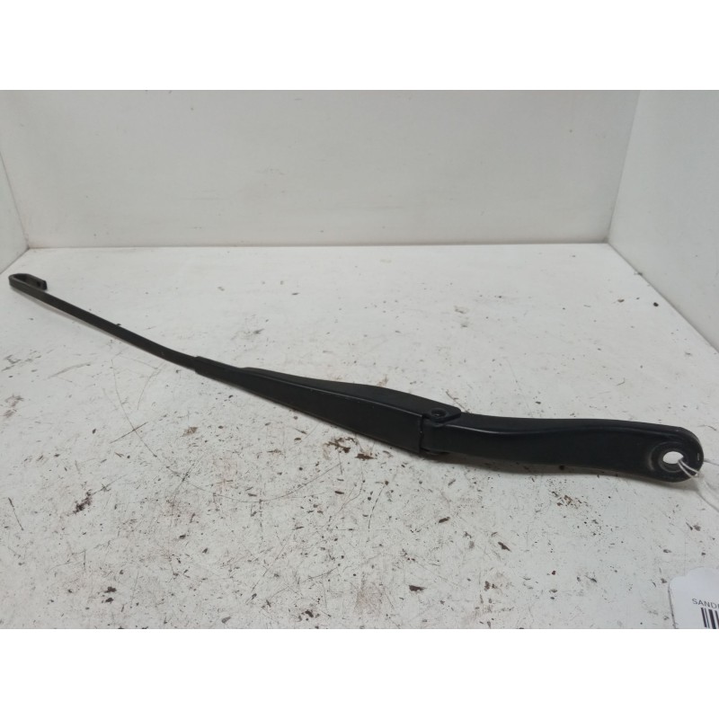 Recambio de brazo limpia delantero derecho para dacia sandero ii (b8_) 1.5 dci 75 / blue dci 75 (b8jw, b8m4, b8ah, b8m7, b8m6) r