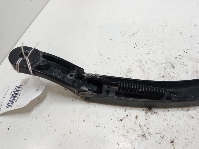 Recambio de brazo limpia delantero derecho para seat toledo iii (5p2) 1.9 tdi referencia OEM IAM   