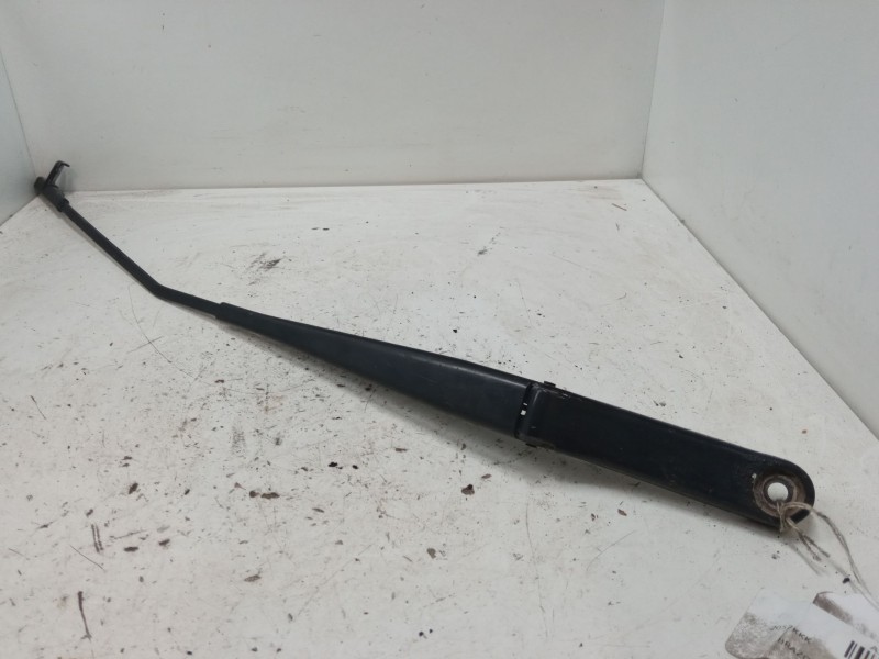 Recambio de brazo limpia delantero derecho para audi a3 (8p1) 2.0 tdi 16v referencia OEM IAM   