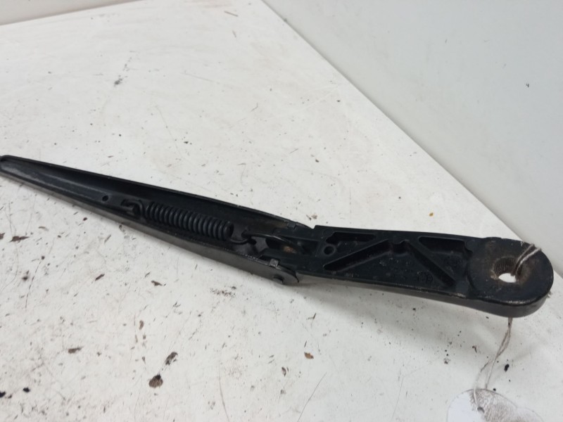 Recambio de brazo limpia delantero derecho para audi a3 (8p1) 2.0 tdi 16v referencia OEM IAM   