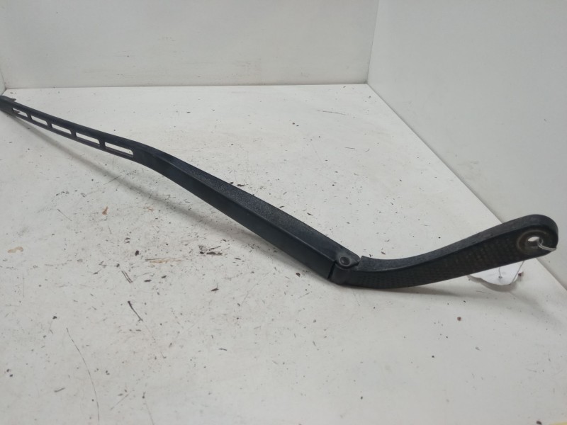 Recambio de brazo limpia delantero izquierdo para citroën c4 ii (nc_) 1.6 hdi 90 referencia OEM IAM   