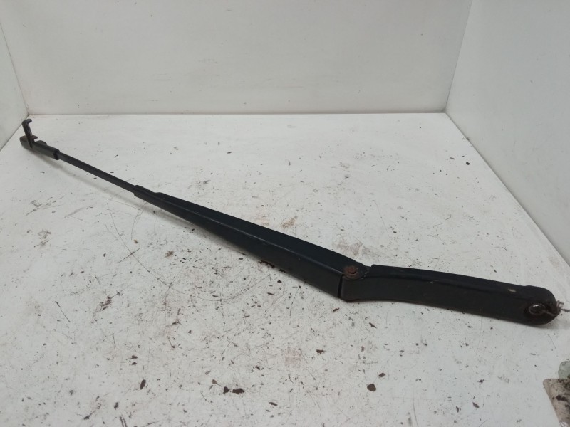 Recambio de brazo limpia delantero izquierdo para audi a3 (8p1) 2.0 tdi 16v referencia OEM IAM   