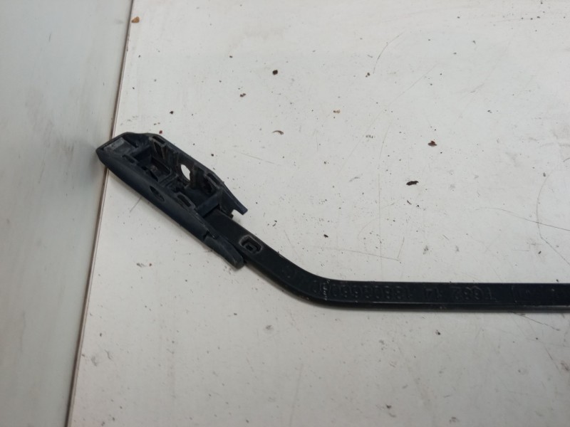 Recambio de brazo limpia delantero izquierdo para peugeot bipper (aa_) 1.3 hdi 75 referencia OEM IAM   