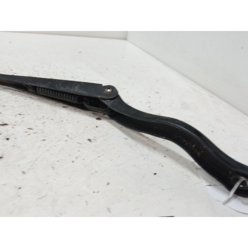 Recambio de brazo limpia delantero izquierdo para opel corsa d (s07) 1.3 cdti (l08, l68) referencia OEM IAM   