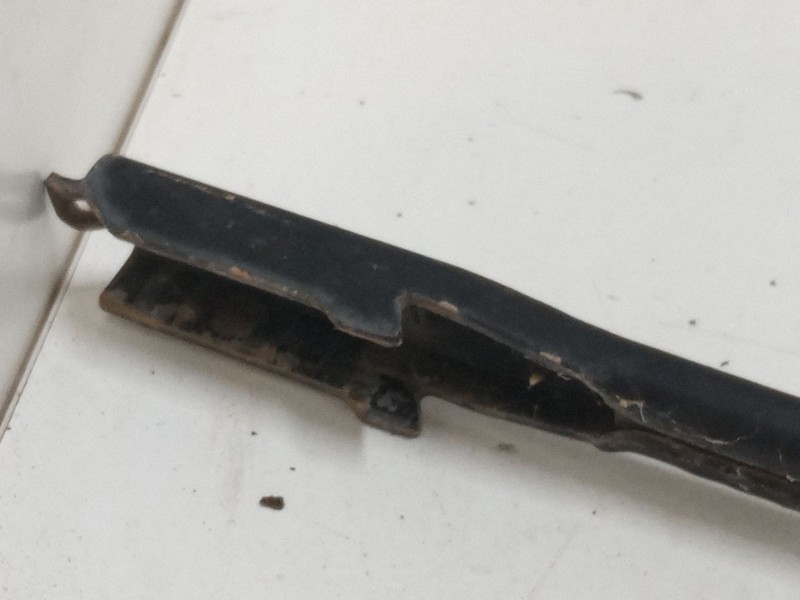 Recambio de brazo limpia delantero izquierdo para opel corsa d (s07) 1.3 cdti (l08, l68) referencia OEM IAM   