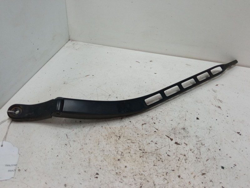 Recambio de brazo limpia delantero izquierdo para seat altea (5p1) 1.9 tdi referencia OEM IAM   