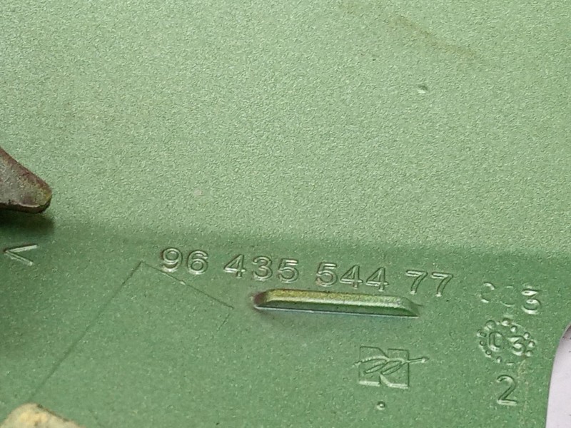 Recambio de tapa exterior combustible para peugeot 307 (3a/c) 2.0 16v referencia OEM IAM 9643554477  