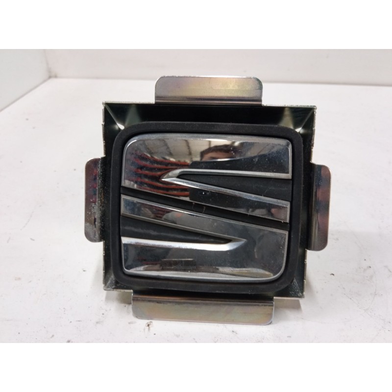 Recambio de maneta exterior puerta trasera izquierda para seat ibiza iv (6j5, 6p1) 1.2 tsi referencia OEM IAM 6J4827565 6J082756