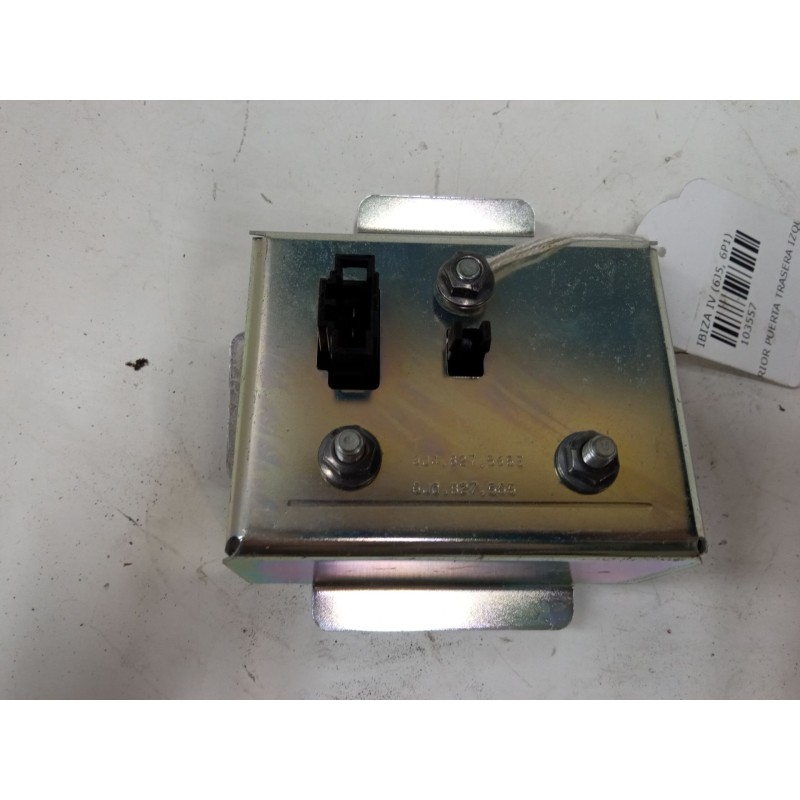 Recambio de maneta exterior puerta trasera izquierda para seat ibiza iv (6j5, 6p1) 1.2 tsi referencia OEM IAM 6J4827565 6J082756