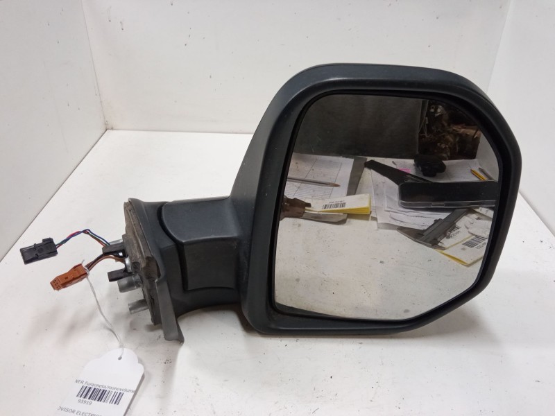 Recambio de retrovisor electrico derecho para peugeot partner furgoneta/monovolumen 1.6 hdi 16v referencia OEM IAM 96813748XT  