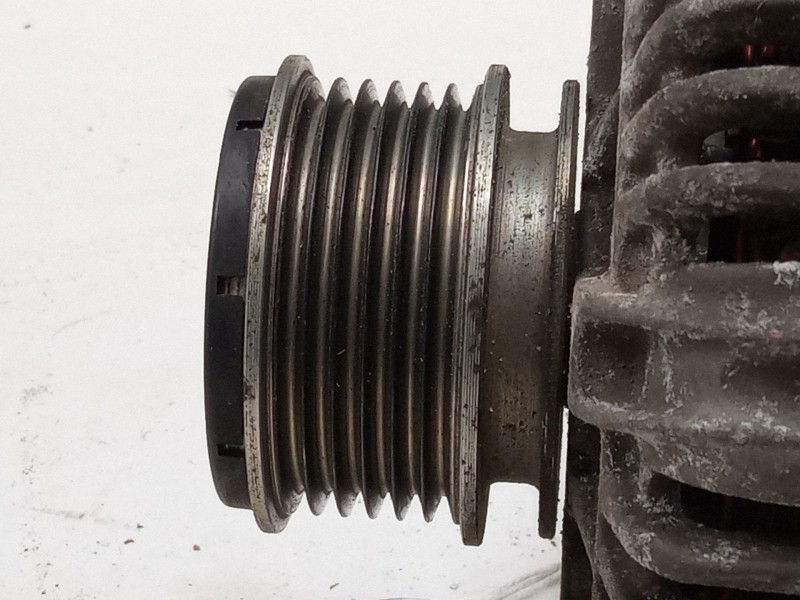 Recambio de alternador para volkswagen passat b6 (3c2) 2.0 tdi referencia OEM IAM 021903026L 706234690 TG17C019