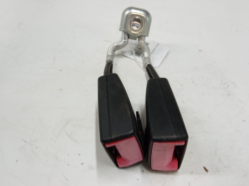 Recambio de anclaje cinturon trasero izquierdo para seat ibiza iv (6j5, 6p1) 1.2 tsi referencia OEM IAM   