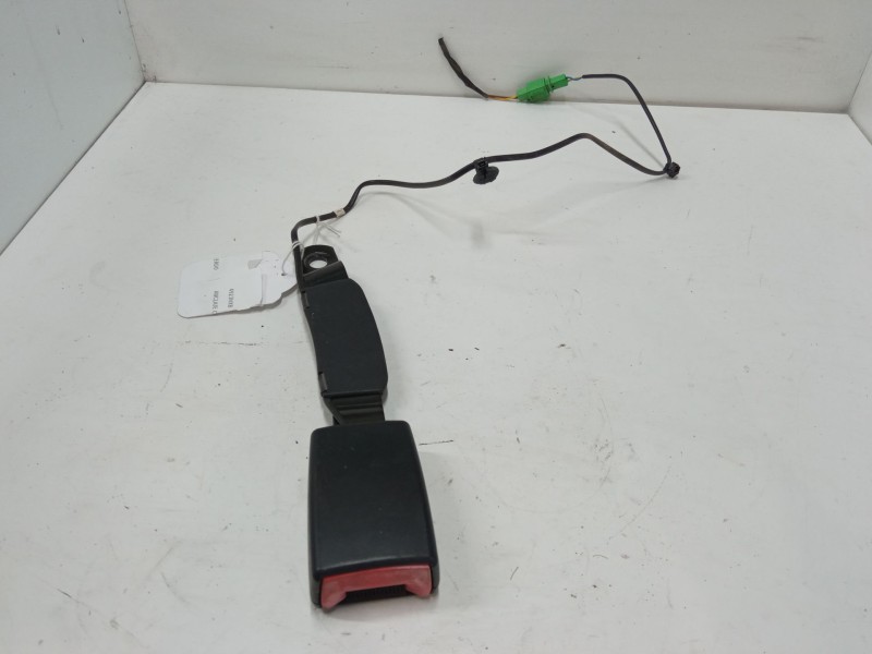 Recambio de anclaje cinturon delantero izquierdo para seat ibiza iv (6j5, 6p1) 1.2 tsi referencia OEM IAM   