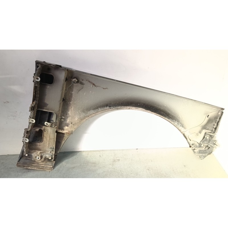 Recambio de aleta delantera izquierda grande para land rover range rover iii (l322) 3.6 d 4x4 referencia OEM IAM   