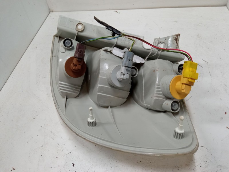 Recambio de piloto trasero izquierdo para citroën c3 pluriel (hb_) 1.4 referencia OEM IAM   