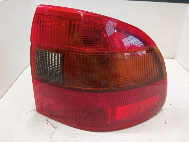 Recambio de piloto trasero derecho para opel astra f hatchback (t92) 1.8 i 16v (f08, m08, f68, m68) referencia OEM IAM   