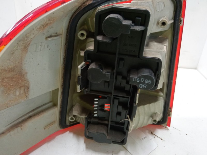 Recambio de piloto trasero derecho para opel astra f hatchback (t92) 1.8 i 16v (f08, m08, f68, m68) referencia OEM IAM   