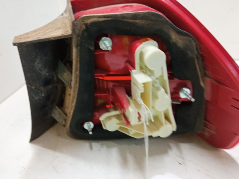 Recambio de piloto trasero izquierdo para bmw 3 (e90) 320 d referencia OEM IAM   