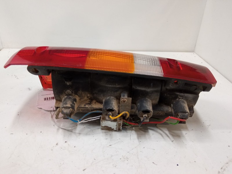 Recambio de piloto trasero derecho para opel frontera a (u92) 2.8 td (5bmwl4, 5bsud2) referencia OEM IAM   