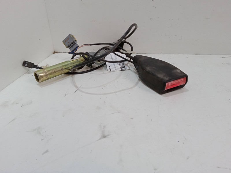 Recambio de anclaje con pretensor delantero izquierdo para renault clio i (b/c57_, 5/357_) 1.2 (b/c/s57a, b/c57s, 5/357f, 5/357j