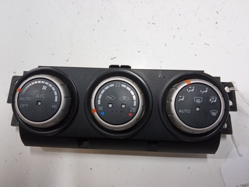 Recambio de mando climatizador para nissan x-trail ii (t31) 2.0 dci referencia OEM IAM 275003UR0B  