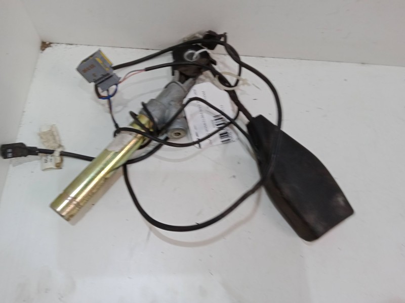 Recambio de anclaje con pretensor delantero izquierdo para renault clio i (b/c57_, 5/357_) 1.2 (b/c/s57a, b/c57s, 5/357f, 5/357j