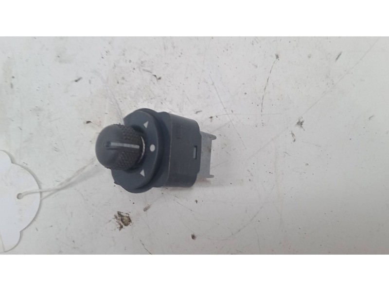 Recambio de mando retrovisor para peugeot bipper tepee 1.4 hdi referencia OEM IAM   